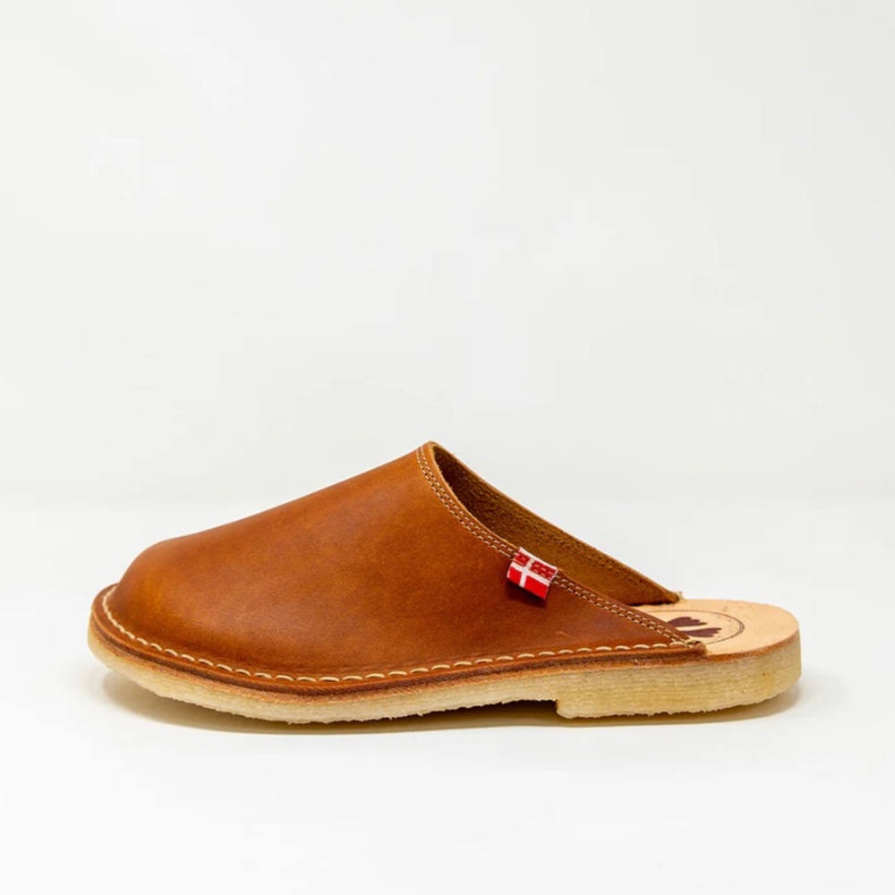 Duckfeet Blavand Brown Leather slide shoes mules Women’s Sz 39/8.5-9